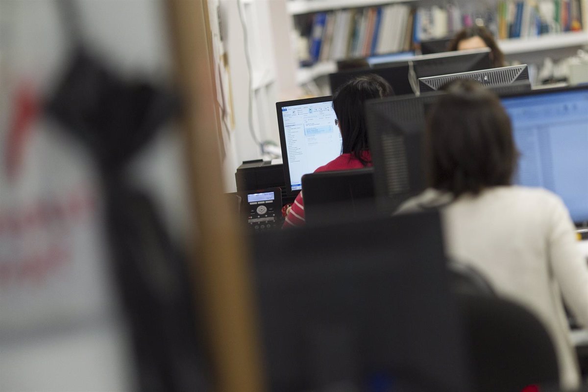 Descenso del 10% en la creación de negocios en Galicia