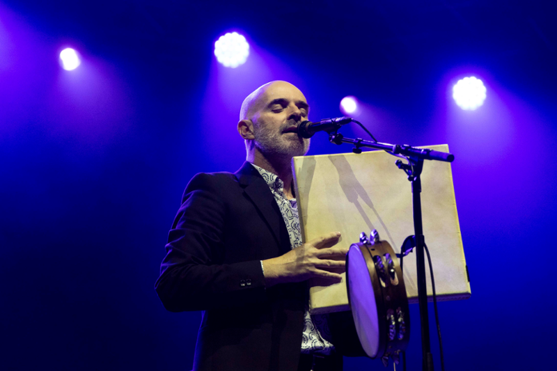 Conciertos de Xabier Díaz & Adufeiras de Salitre y Carlos Núñez en el ciclo Folk no Colón.