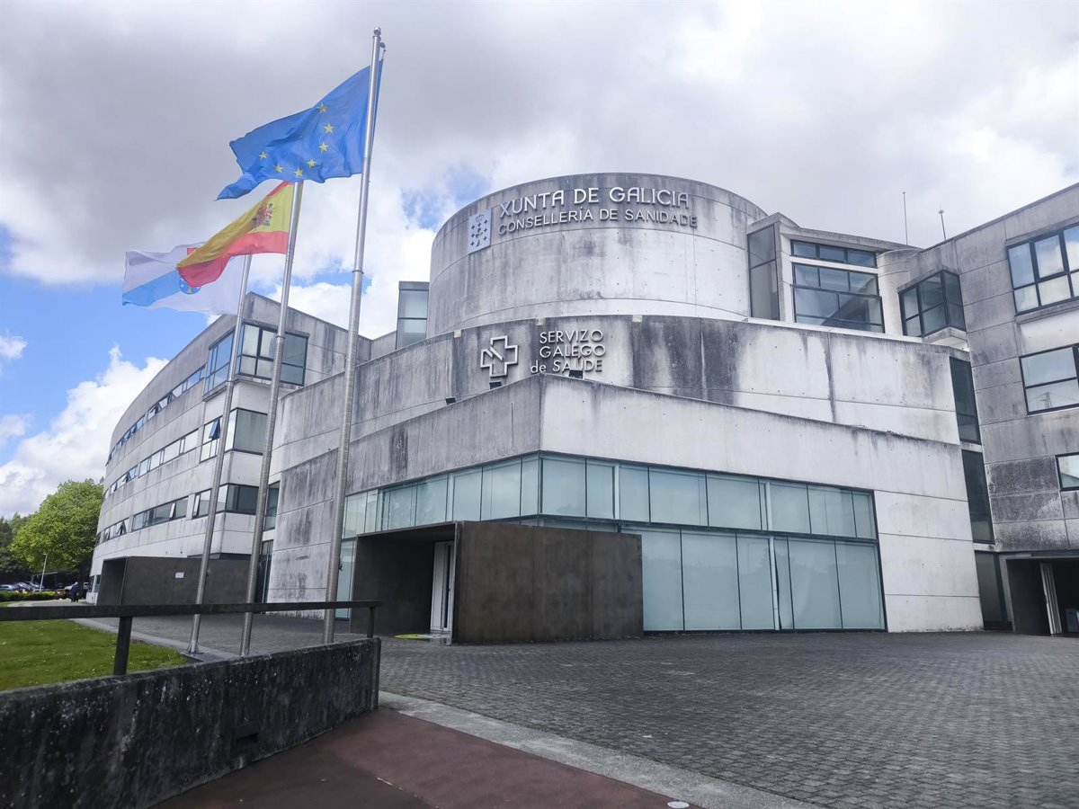 Sindicatos de la Mesa Sectorial de Sanidad a la espera de la reforma de Primaria anunciada por el Sergas