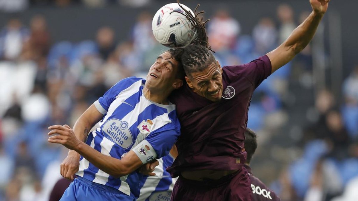 El Deportivo cae ante un Oporto superior en un amistoso vibrante en Riazor